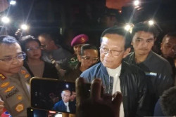 Sultan HB X Minta 8 Pendemo yang Diamankan di Mapolda DIY Dibebaskan