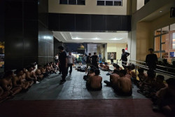 Polisi Tangkap 65 Orang Diduga Rusak Fasilitas Umum Saat Demo