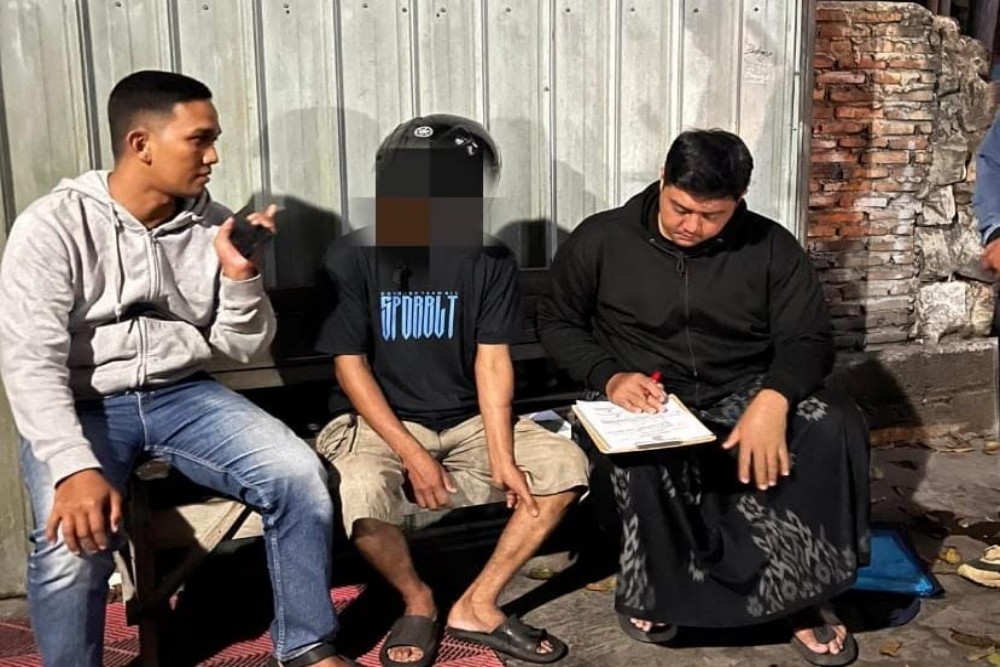 Petugas Tangkap 3 Pembuang Sampah Liar di Ring Road Wirokerten