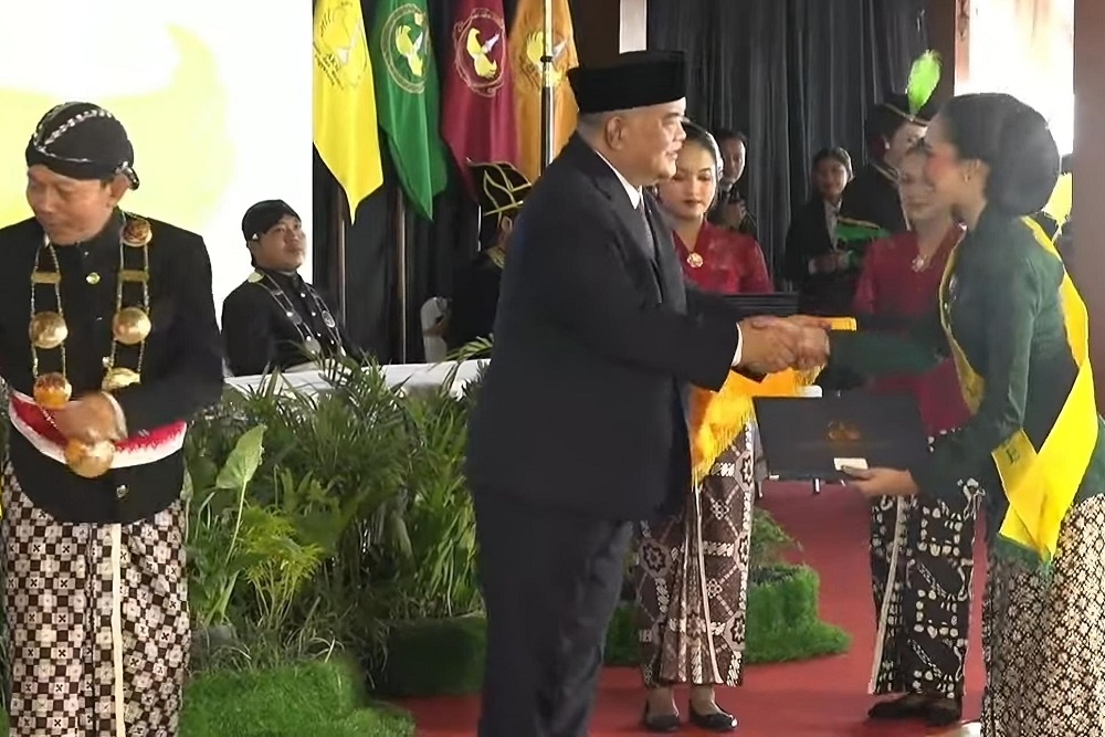 AKN Seni dan Budaya Jogja Wisuda 79 Mahasiswa, Ini Pesan Wagub DIY