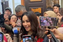 Imbas Demo, Sidang Nikita Mirzani Digelar Secara Daring