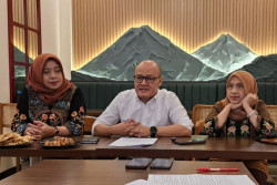 Layar Tancap hingga Pengundian Hadiah Meriahkan HUT Ke-56 Bank Bapas 69