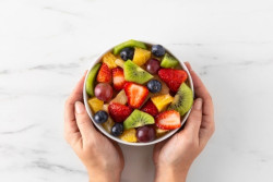 Enam Manfaat Makan Semangkuk Buah Setiap Hari