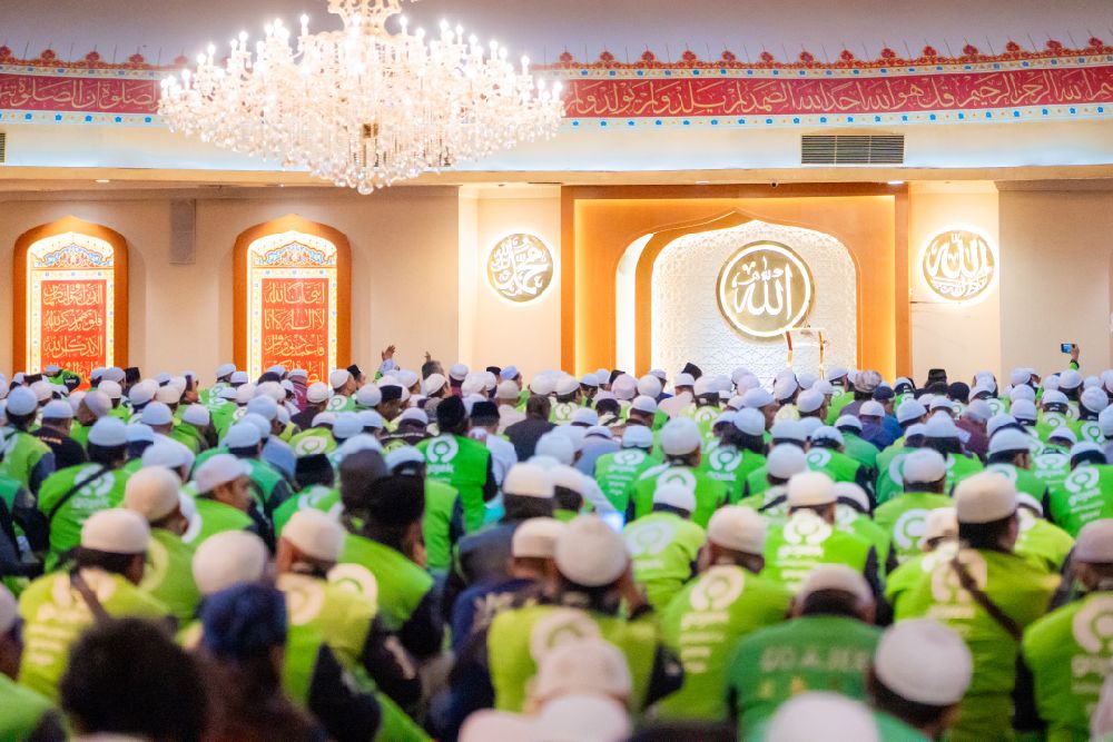 Meneladani Nabi, Ribuan Driver Gojek Doakan Persatuan Indonesia