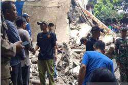 Bangunan Majelis Asobiyah Bogor Ambruk, 3 Orang Meninggal