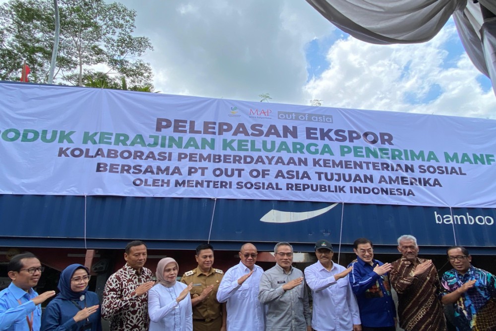 Bupati Bantul Lepas Ekspor Produk Kerajinan KPM ke Amerika