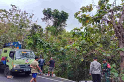 Minibus Terperosok ke Jurang Jalur Imogiri-Dlingo, Tak Ada Korban Jiwa