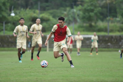 Jelang Kick Off Pegadaian Championship, Irvan Mofu Siap Diturunkan