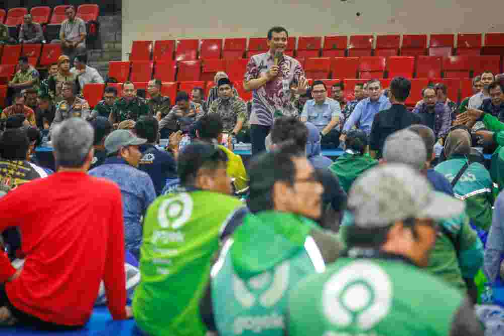 Kabar Gembira! Ahmad Luthfi Bakal Beri Insentif Pajak untuk Ojol. Motor 5%, Mobil 2,5%
