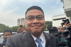 Angga Raka Gantikan Hasan Nasbi Pimpin BKP