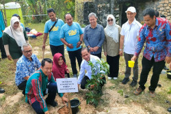 Kepala Daerah Diminta Tegas Tertibkan TPS Sampah Ilegal