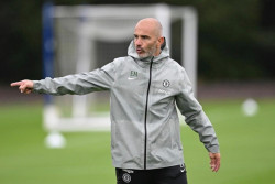 Kalah Melawan Man United, Ini Respons Pelatih Chelsea Enzo Maresca