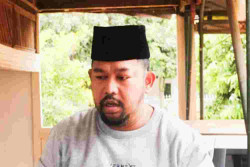 Bedu Gugat Cerai Istrinya