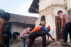 Gempa Magnitudo 5,7 Guncang Banyuwangi, 16 Rumah di Situbondo Rusak