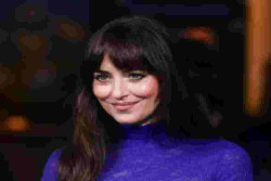 Dakota Johnson Tampil Berani Tanpa Bra di Zurich Film Festival