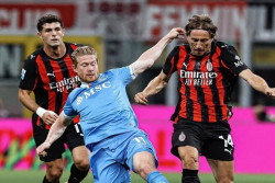 Milan vs Napoli: Skor 2-1, Rossoneri di Puncak Klasemen Serie A
