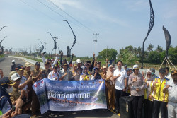 Jembatan Pandansimo Diuji Coba, PKL Dilarang Jualan di Bahu Jalan