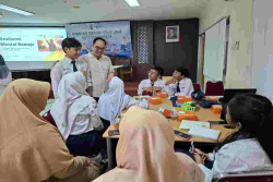 Sekolah Sehat Jiwa Garda Terdepan Deteksi Dini Masalah Psikologis Pelajar
