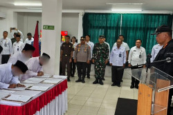 8 Napi Teroris Nusakambangan Ikrar Setia NKRI