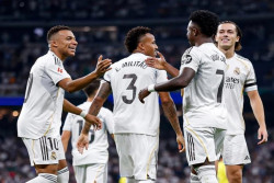 Real Madrid vs Villarreal Skor 3-1, Los Blancos ke Puncak Klasemen