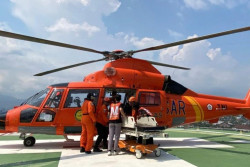 Basarnas Evakuasi 3 Pebalap MotoGP dengan Helikopter
