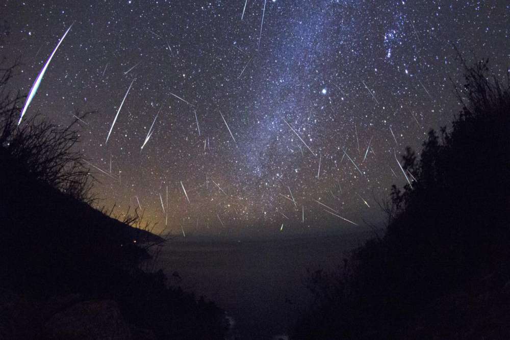 5 Hujan Meteor Hiasi Langit Malam Indonesia di Oktober 2025