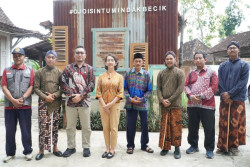 GKR Bendara Kunjungi Sekolah Sungai Siluk, PLN Dorong Literasi Masyarakat
