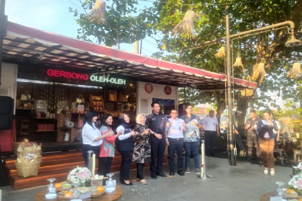 KAI Services Tambah Layanan Penjualan Oleh-oleh di Loko Cafe Malioboro