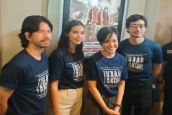 Ario Wahab Kerja Keras Perankan Ketua KNKT di Film Tukar Takdir