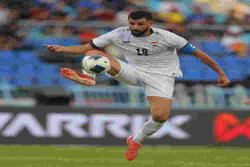 Penyerang Irak Ayman Hussein Absen Lawan Timnas Indonesia