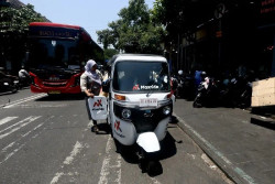 Dishub Resmi Melarang Bajaj Online Beroperasi di Solo