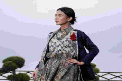 Rayakan Hari Batik Nasional, Novotel Suites Gelar Wastra Katresnan