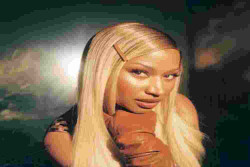 Nicki Minaj Batalkan Rilis Album Baru, Perang Dingin dengan Jay-Z