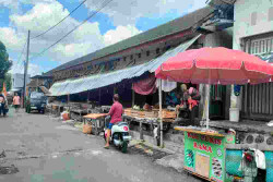 Atap Kios Pasar Semin Ambruk dan 30 Rumah di Gunungkidul Rusak