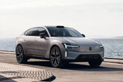 Mobil Listrik Volvo S90 Segera Meluncur