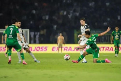 Persebaya Vs Persija, Skor 1-3, Bajol Ijo Tak Berdaya