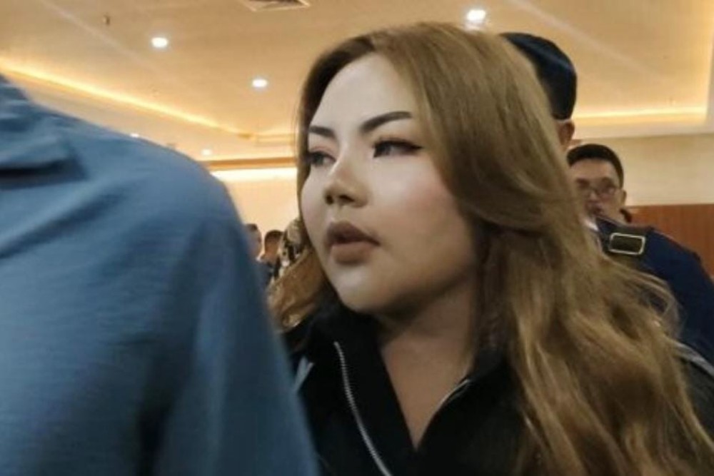 Lisa Mariana Minta Penundaan Pemeriksaan sebagai Tersangka