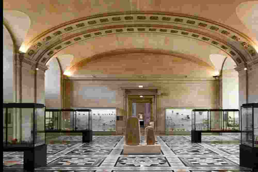 Akhirnya, Museum Louvre Dibuka Kembali