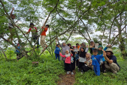 Lepas Gadget, Anak-anak Diajak ke Alam Sambil Belajar Mitigasi Merapi