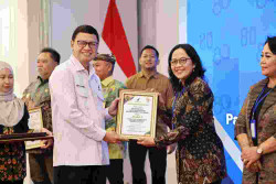 Pasar Sentul Raih Penghargaan Pasar Pangan Aman Terbaik dari BPOM RI