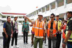 Wabup Kulon Progo Cek Progres Pendidikan & Infrastruktur