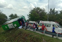 Kecelakaan di Tol Pemalang Tewaskan 4 Orang, Bus Tak Layak Jalan