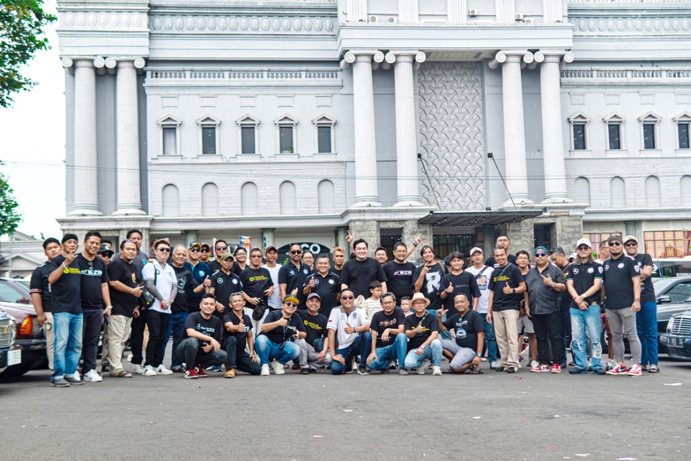 4 Klub Mercedez-Benz Jogjakarta Rayakan Evolusi Sang Ikon