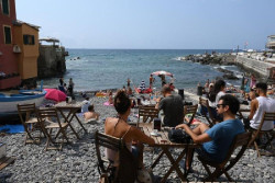 Seperlima Pantai di Italia Diprediksi Tenggelam pada 2050