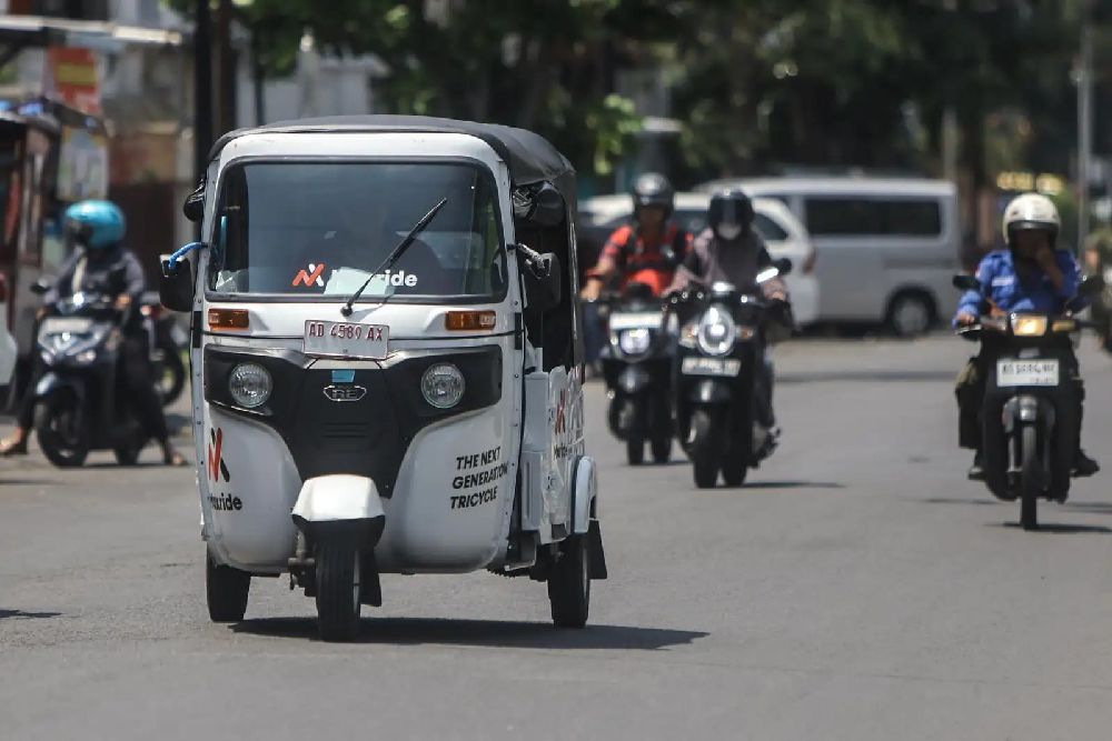 Pemkot Solo Resmi Melarang Bajaj Online Beroperasi di Kota Bengawan