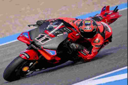 Bulega Jajal Ducati MotoGP, Gantikan Marc Marquez?