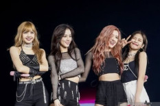 BLACKPINK Buka Konser GBK dengan Euforia dan Kembang Api
