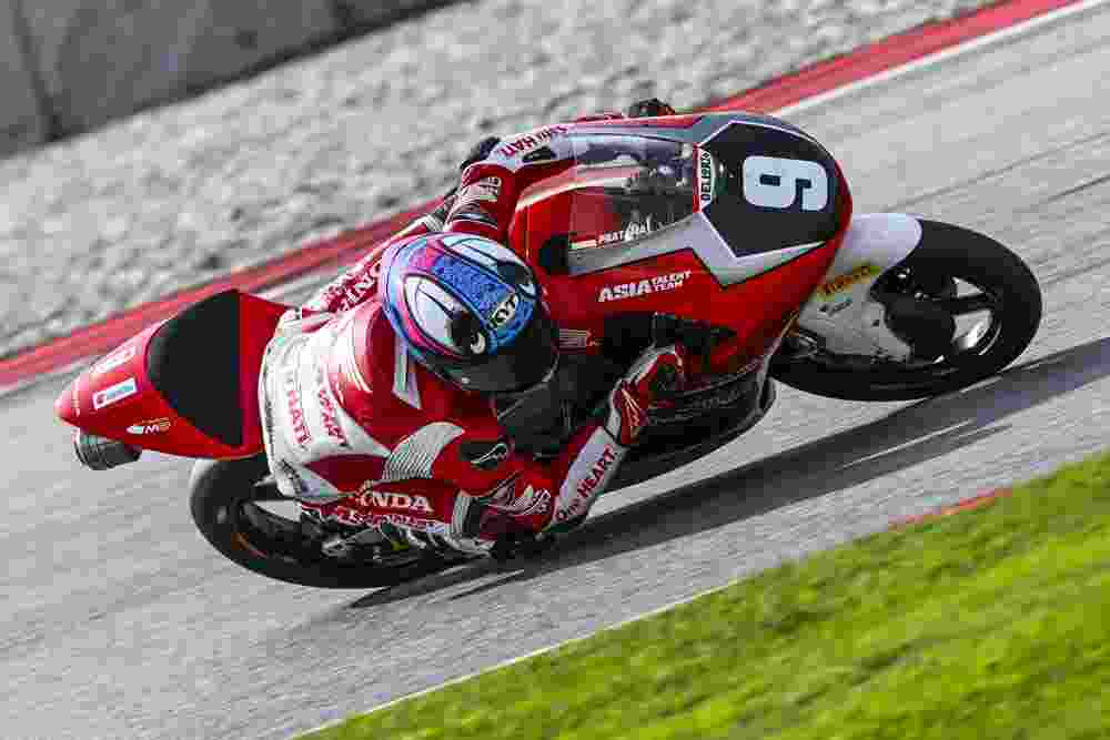 Lagi, Binaan Astra Honda Melesat Kencang di Barcelona Ciptakan Sejarah