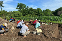 Tol Jogja-Solo: Pemindahan Makam Terdampak di Mlati Diawali Selamatan