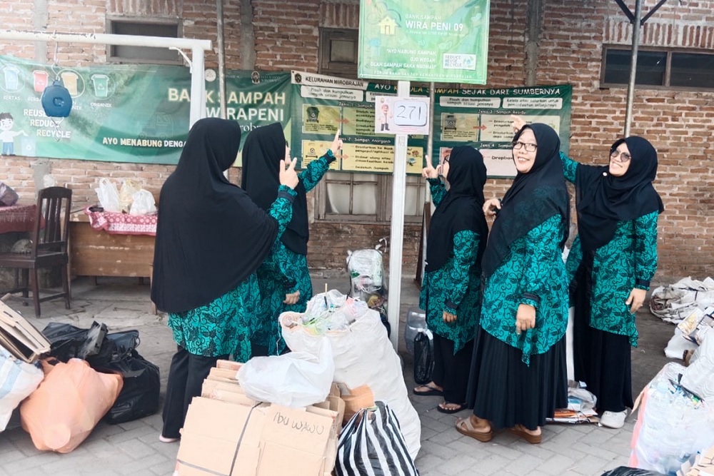 Warga Wirobrajan Nabung Lebaran lewat Bank Sampah